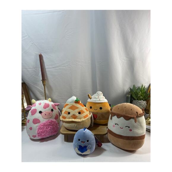 Lot of 5 Squishmallows (4-full sized, 1-mini) - Picture 1 of 9